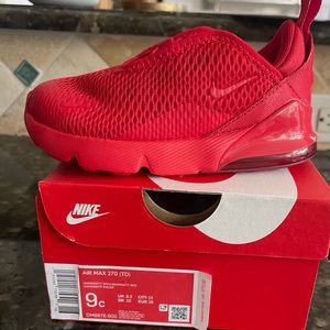 Toddler Nike Air Max 270 size 9